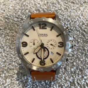 Men’s fossil watch with leather band